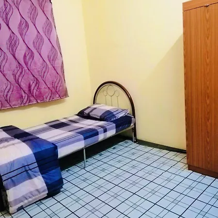 Homestay Bandar Pekan - Musleem Preferred Exterior photo